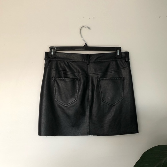 Vegan Leather Mini Skirt - Picture 3 of 4